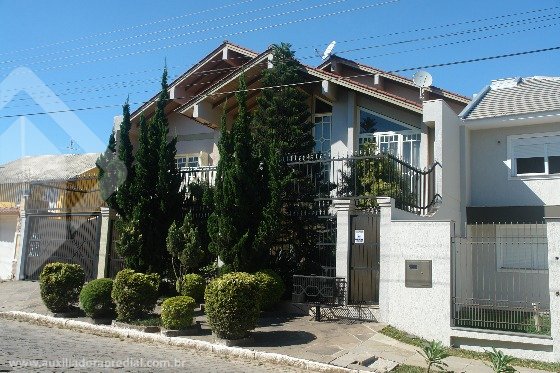 Casa com 4 Quartos à Venda, 427 m² por R$ 1.700.000 Avenida Inconfidência, 1399 - Cidade Nova, Canoas - RS