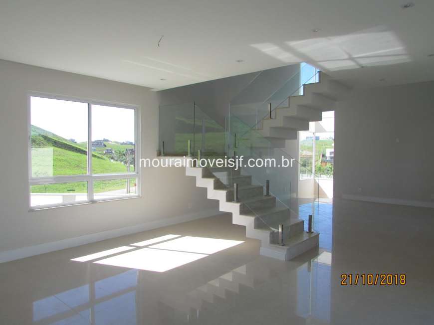 Casa com 4 Quartos à Venda, 280 m² por R$ 1.490.000 São Pedro, Juiz de Fora - MG