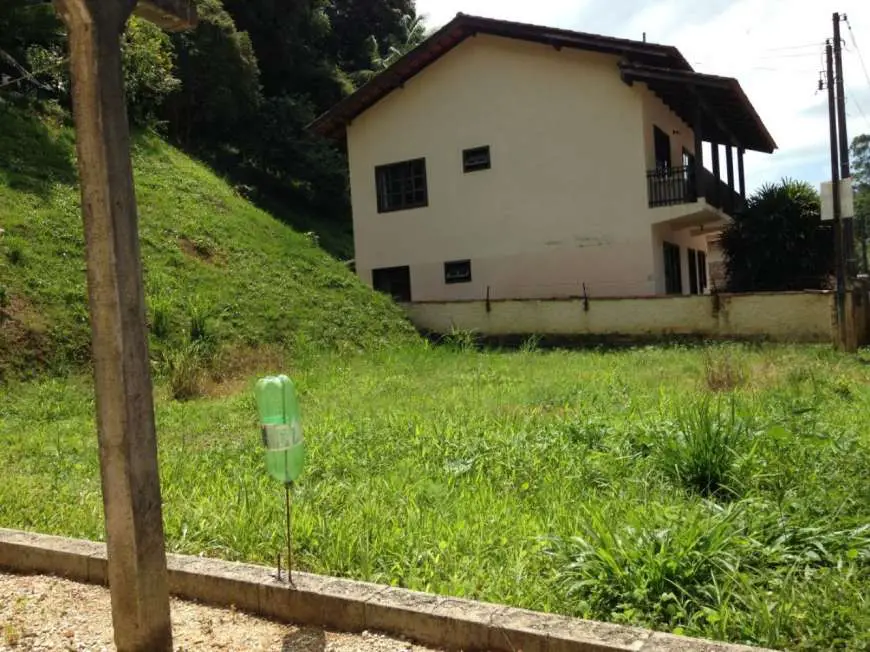 Casa com 3 Quartos à Venda por R$ 390.000 Azambuja, Brusque - SC