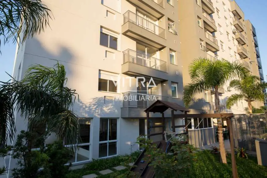 Apartamento com 2 Quartos à Venda, 64 m² por R$ 299.000 Jardim Itú Sabará, Porto Alegre - RS