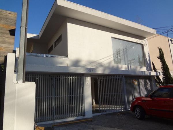 Sobrado com 4 Quartos para Alugar, 210 m² por R$ 14.000/Mês Rua Doutor Alceu de Campos Rodrigues - Vila Nova Conceição, São Paulo - SP
