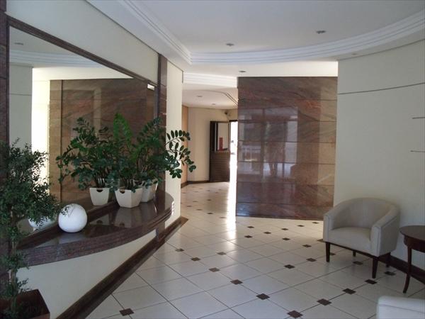 Apartamento com 3 Quartos à Venda, 117 m² por R$ 600.000 Rua Professor Samuel Moura, 400 - Araxa, Londrina - PR