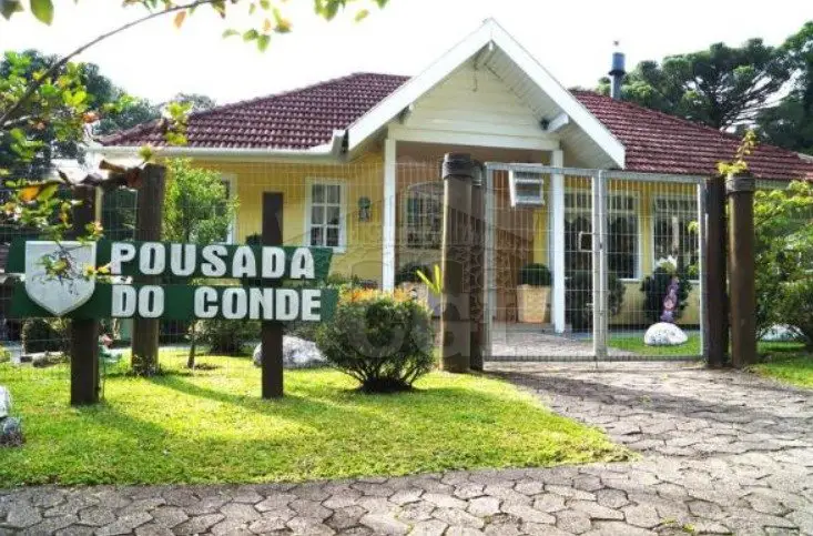 Casa à Venda, 300 m² por R$ 2.500.000 Rua dos Pinheirais, 24 - Vila Suzana, Canela - RS