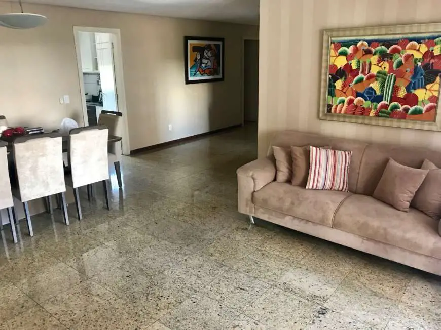 Apartamento com 4 Quartos para Alugar, 170 m² por R$ 4.200/Mês Ponta Negra, Manaus - AM