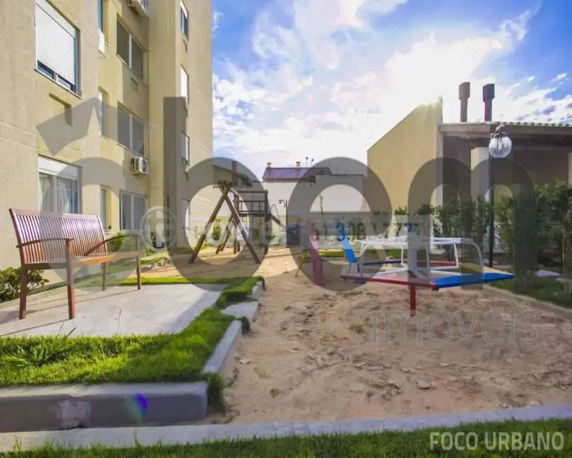 Apartamento com 2 Quartos à Venda, 52 m² por R$ 272.000 Avenida Engenheiro Francisco Rodolfo Simch - Sarandi, Porto Alegre - RS
