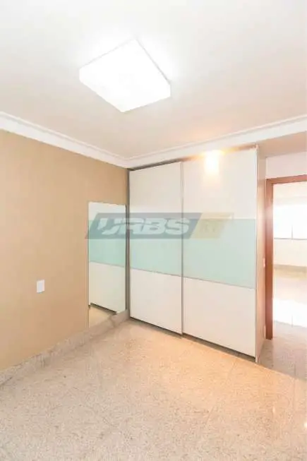 Apartamento com 3 Quartos à Venda, 164 m² por R$ 850.000 Rua C-263, 00 - Nova Suica, Goiânia - GO