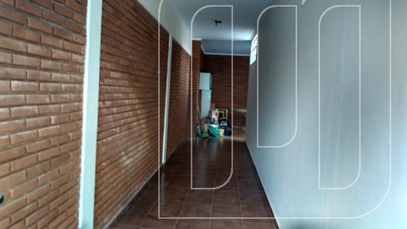 Casa com 4 Quartos para Alugar, 237 m² por R$ 2.000/Mês Rua Adalberto Pajuaba - Sumarezinho, Ribeirão Preto - SP