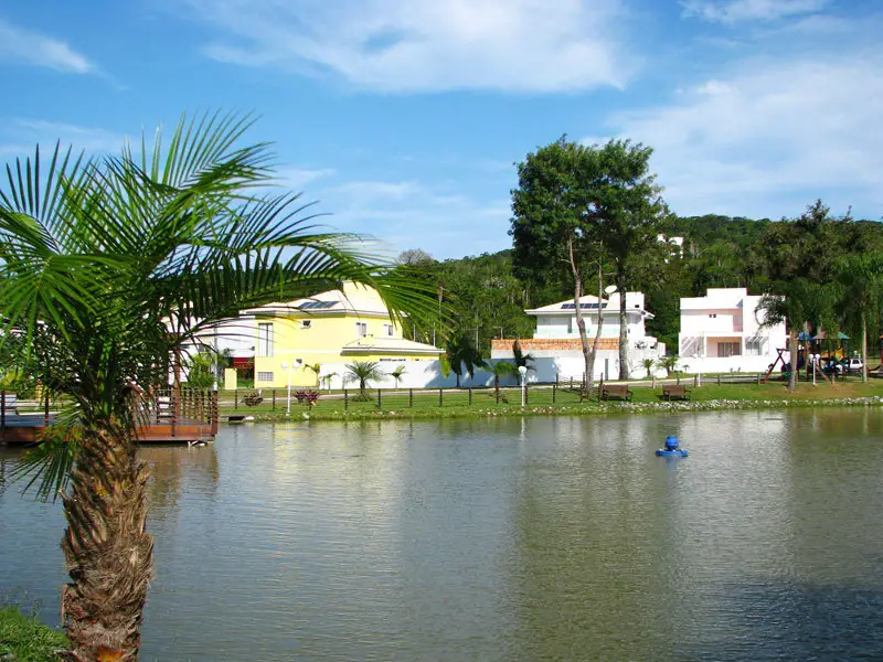 Lote/Terreno à Venda, 980 m² por R$ 550.000 Avenida das Arapongas, 1265 - Ariribá, Balneário Camboriú - SC