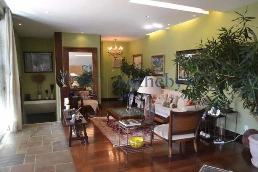 Casa com 4 Quartos à Venda, 572 m² por R$ 3.900.000 Rua Prudência do Amaral - Barra da Tijuca, Rio de Janeiro - RJ