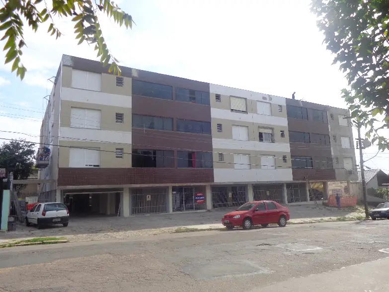 Apartamento com 2 Quartos para Alugar, 55 m² por R$ 950/Mês Avenida Engenheiro José Maria de Carvalho, 115 - Vila Ipiranga, Porto Alegre - RS