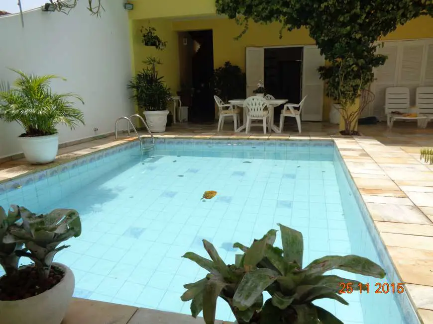 Casa com 5 Quartos para Alugar, 420 m² por R$ 1.000/Dia Enseada, Guarujá - SP