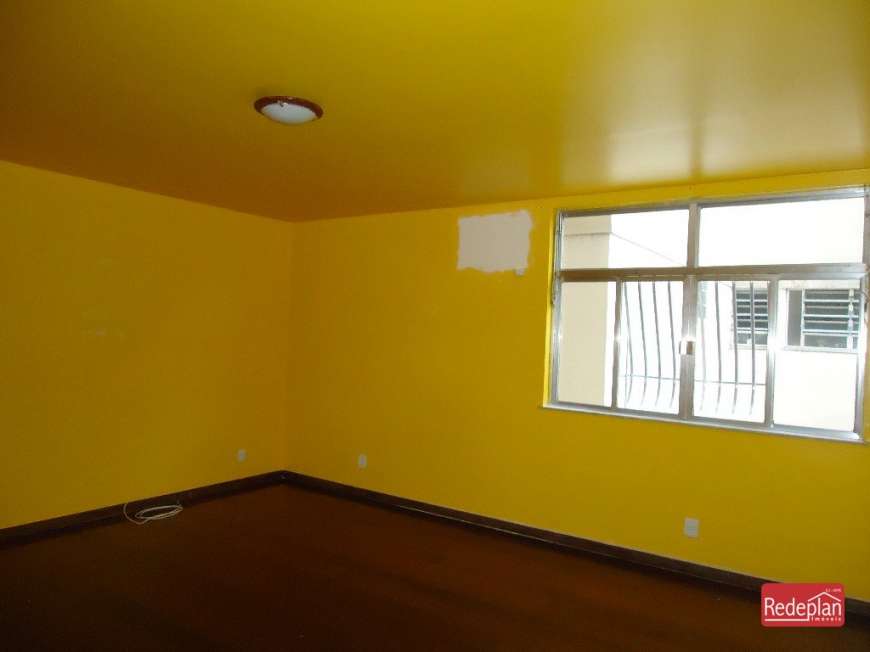 Apartamento com 3 Quartos para Alugar, 150 m² por R$ 1.200/Mês Rua Doutor Francisco Viléla de Andrade Neto - Centro, Barra Mansa - RJ