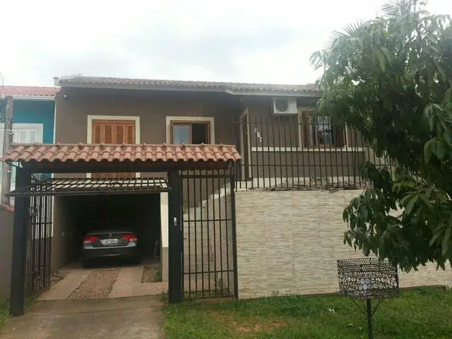 Casa com 2 Quartos à Venda, 80 m² por R$ 371.000 Campestre, São Leopoldo - RS