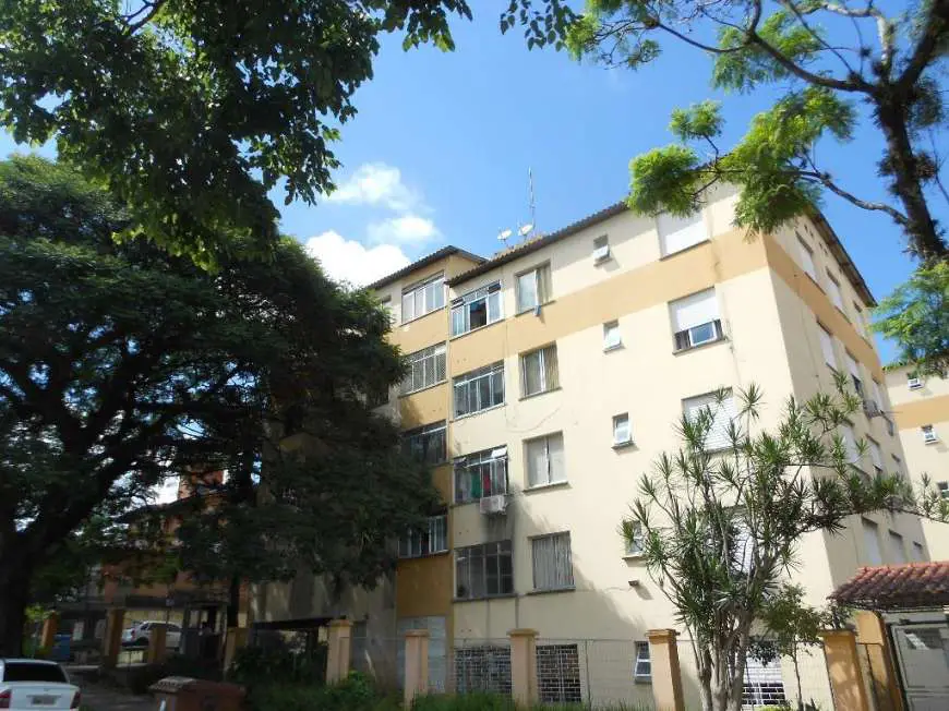 Apartamento com 2 Quartos à Venda, 55 m² por R$ 205.000 Rua Professor Carvalho de Freitas, 737 - Teresópolis, Porto Alegre - RS