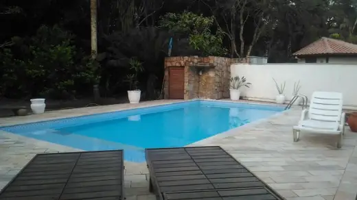 Sobrado com 5 Quartos para Alugar, 200 m² por R$ 2.200/Dia Riviera de São Lourenço, Bertioga - SP