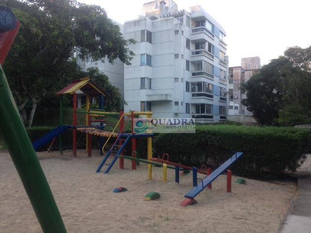 Apartamento com 2 Quartos à Venda, 67 m² por R$ 360.000 Rua das Acácias - Carvoeira, Florianópolis - SC