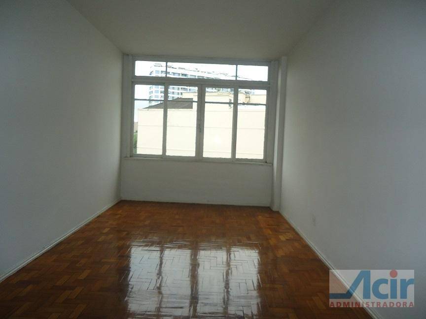 Apartamento com 2 Quartos para Alugar, 98 m² por R$ 1.300/Mês Rua Haddock Lobo - Estacio, Rio de Janeiro - RJ