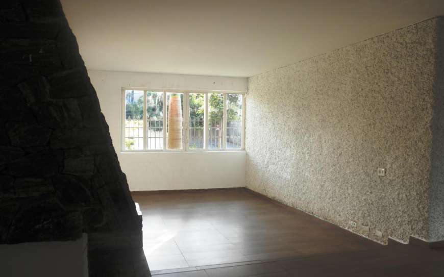 Casa com 3 Quartos à Venda, 320 m² por R$ 1.300.000 Rua Professor Alfredo Aschar - Morumbi, São Paulo - SP