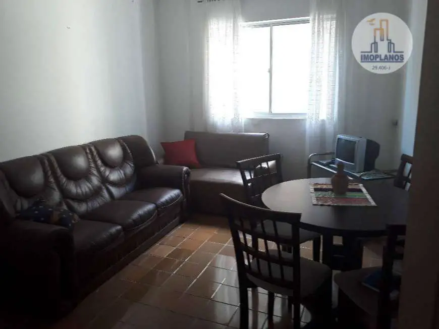 Apartamento com 1 Quarto à Venda, 45 m² por R$ 180.000 Rua Uirapuru - Vila Tupi, Praia Grande - SP
