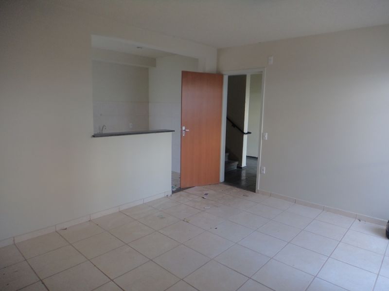 Apartamento com 3 Quartos para Alugar, 60 m² por R$ 800/Mês Acaiaca, Belo Horizonte - MG