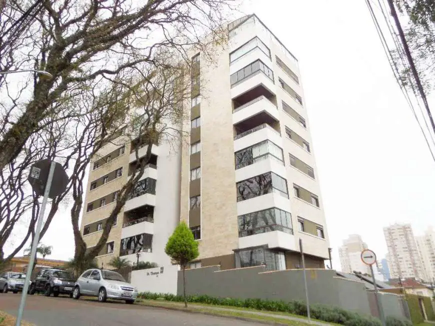 Apartamento com 4 Quartos para Alugar, 121 m² por R$ 4.000/Mês Travessa Ângelo Piazzetta, 30 - Cristo Rei, Curitiba - PR