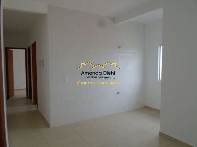 Apartamento com 2 Quartos para Alugar, 50 m² por R$ 850/Mês São João do Rio Vermelho, Florianópolis - SC