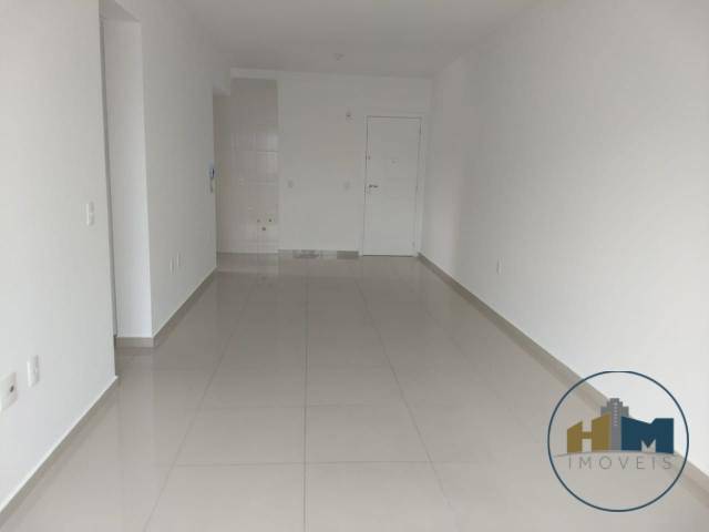 Apartamento com 3 Quartos para Alugar, 75 m² por R$ 1.700/Mês Rua São Paulo - Santa Regina, Camboriú - SC