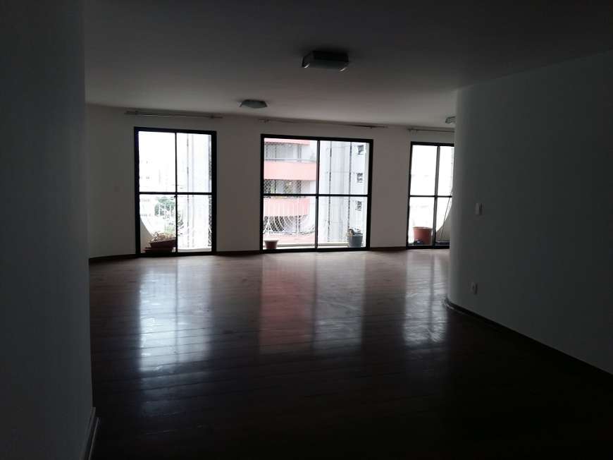 Apartamento com 4 Quartos para Alugar, 150 m² por R$ 3.200/Mês Santa Paula, São Caetano do Sul - SP
