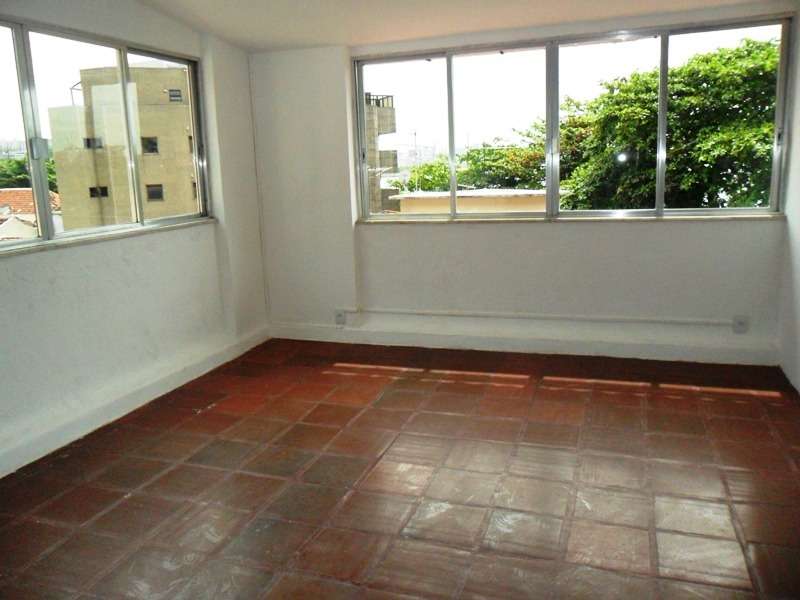 Apartamento com 3 Quartos para Alugar, 110 m² por R$ 2.180/Mês Rua Marechal Cantuária, 182 - Urca, Rio de Janeiro - RJ