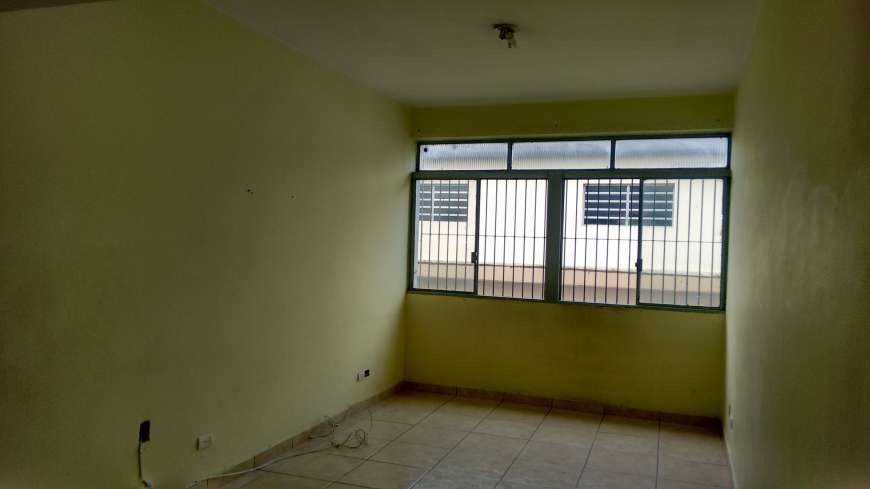 Apartamento com 3 Quartos para Alugar, 100 m² por R$ 800/Mês Rua José Bonifácio - Centro, Mogi das Cruzes - SP