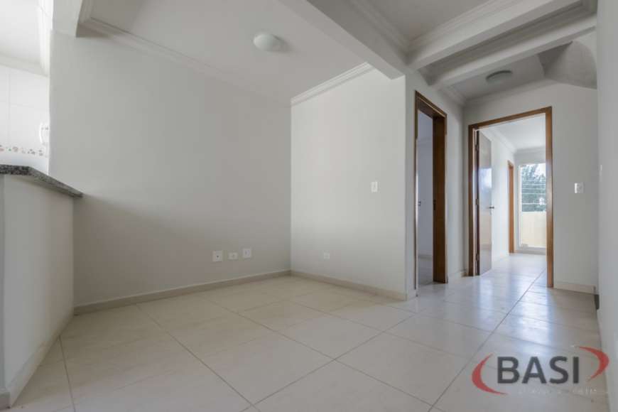 Apartamento com 4 Quartos para Alugar, 137 m² por R$ 1.800/Mês Rua Roberto Lobo, 266 - Guabirotuba, Curitiba - PR