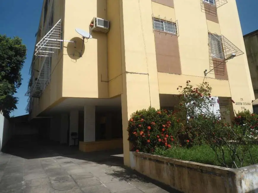 Apartamento com 2 Quartos para Alugar, 75 m² por R$ 900/Mês Rua Estevão de Sá, 291 - Várzea, Recife - PE