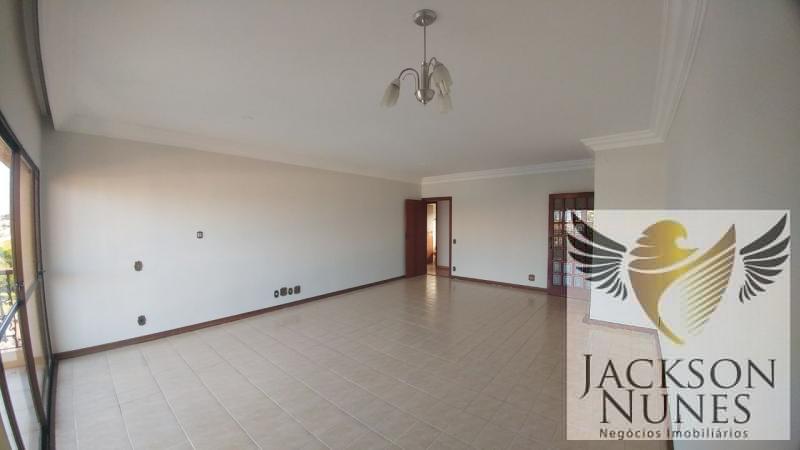 Apartamento com 4 Quartos à Venda, 196 m² por R$ 650.000 Centro, Itapetininga - SP