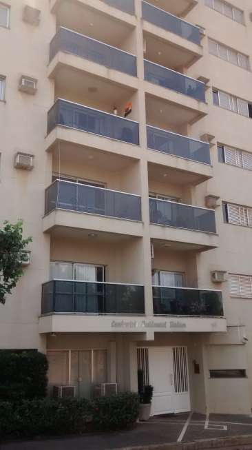 Apartamento com 3 Quartos à Venda, 104 m² por R$ 450.000 Rua Wenceslau Braz - Vila Estádio, Araçatuba - SP