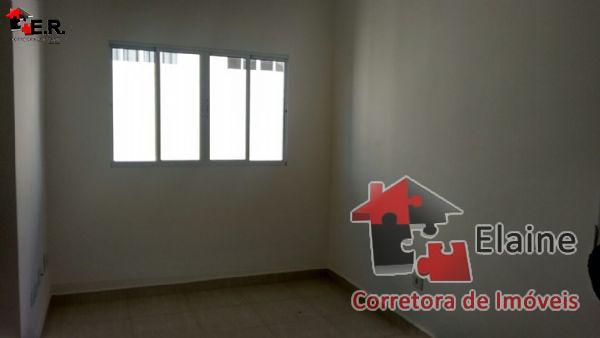 Apartamento com 2 Quartos para Alugar, 68 m² por R$ 950/Mês Marmeleiro, Mairinque - SP