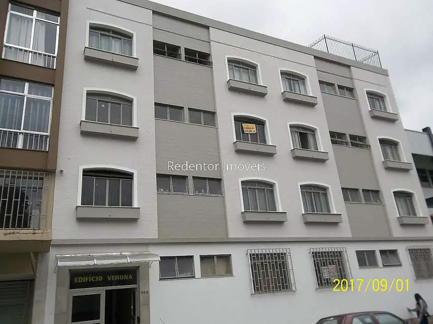 Apartamento com 1 Quarto para Alugar por R$ 550/Mês Centro, Juiz de Fora - MG