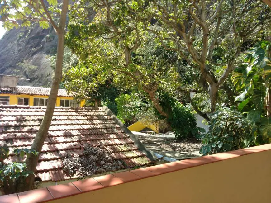 Apartamento com 1 Quarto para Alugar, 60 m² por R$ 2.300/Mês Rua Ramon Franco - Urca, Rio de Janeiro - RJ