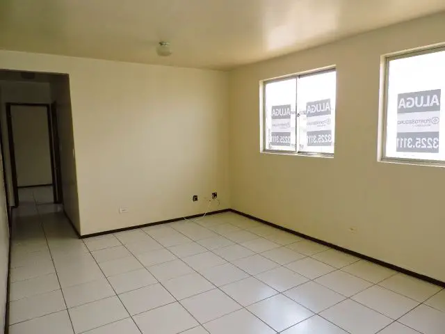 Apartamento com 2 Quartos para Alugar, 80 m² por R$ 920/Mês Rua das Palmeiras - Coqueiral, Cascavel - PR