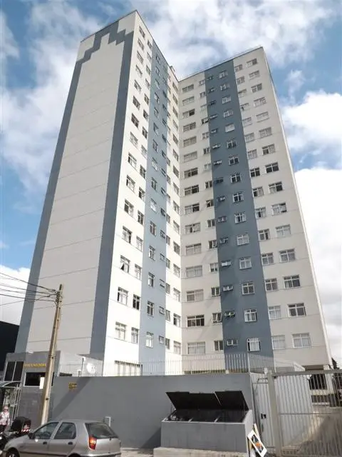 Apartamento com 3 Quartos para Alugar, 60 m² por R$ 900/Mês Rua Alberto Stenzowski, 110 - Novo Mundo, Curitiba - PR