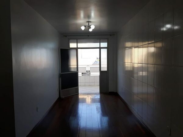Apartamento com 4 Quartos para Alugar, 200 m² por R$ 1.500/Mês Avenida Getúlio Vargas, 388 - Glória, Vila Velha - ES