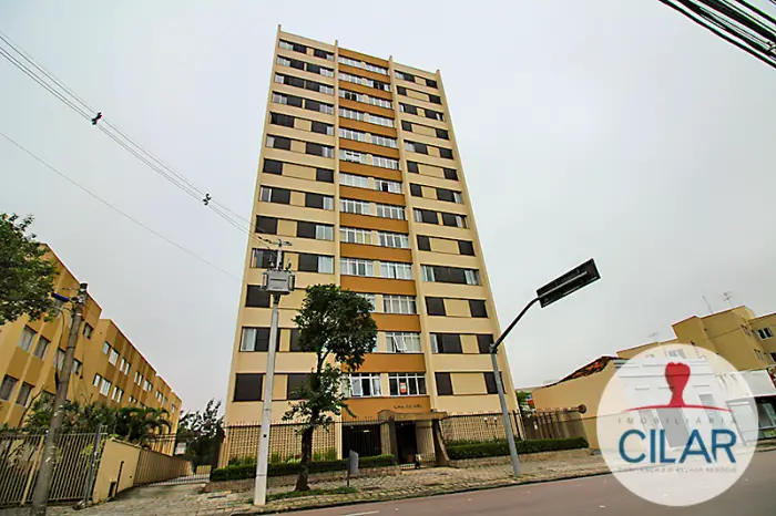 Apartamento com 3 Quartos para Alugar, 140 m² por R$ 1.350/Mês Centro Cívico, Curitiba - PR
