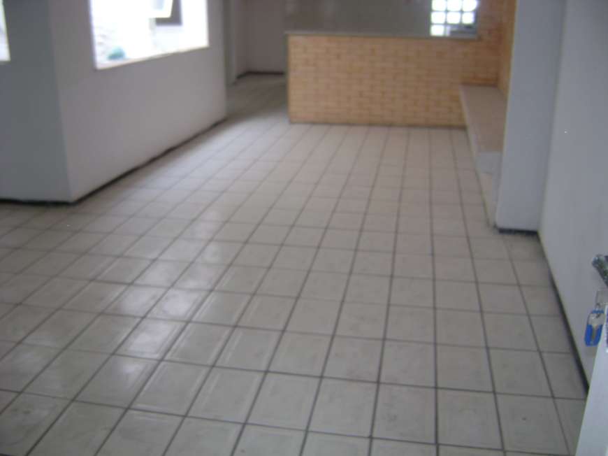 Apartamento com 2 Quartos para Alugar, 60 m² por R$ 1.000/Mês Rua Jaime Benévolo, 390 - Centro, Fortaleza - CE