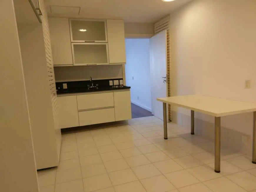 Apartamento com 3 Quartos para Alugar, 200 m² por R$ 10.000/Mês Rua Elmano Cardim - Urca, Rio de Janeiro - RJ