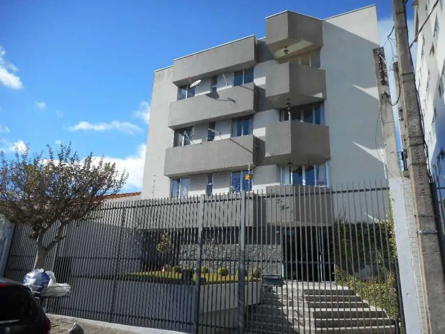 Apartamento com 3 Quartos para Alugar, 83 m² por R$ 1.250/Mês Rua Antônio Martins de Araújo - Jardim Botânico, Curitiba - PR