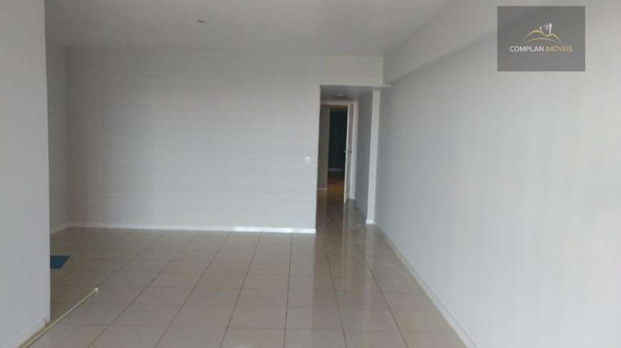 Apartamento com 4 Quartos para Alugar, 135 m² por R$ 3.300/Mês Rua Amilcar de Castro - Barra da Tijuca, Rio de Janeiro - RJ