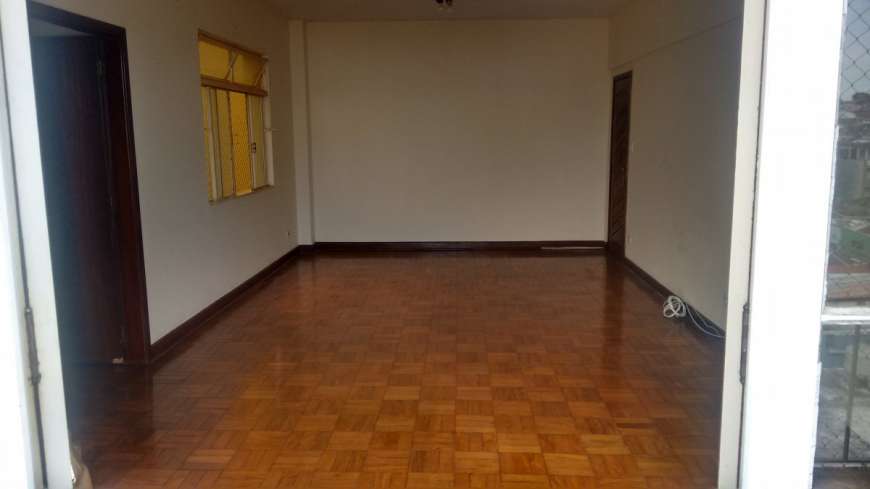 Apartamento com 4 Quartos à Venda, 156 m² por R$ 220.000 Centro, Mogi das Cruzes - SP