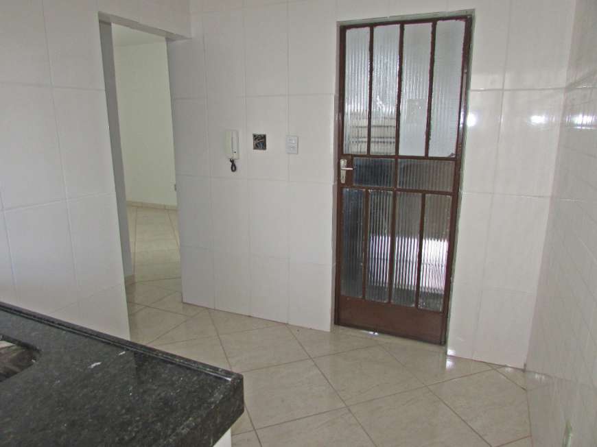 Apartamento com 3 Quartos para Alugar, 60 m² por R$ 550/Mês Niterói, Divinópolis - MG