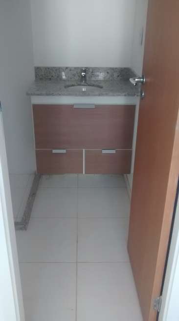 Apartamento com 3 Quartos para Alugar, 61 m² por R$ 750/Mês Avenida Doutor Dório Silva, 1200 - Santa Paula I, Vila Velha - ES
