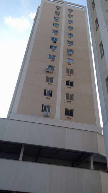 Apartamento com 3 Quartos para Alugar, 65 m² por R$ 1.200/Mês Avenida Ministro Edgard Romero, 881 - Madureira, Rio de Janeiro - RJ