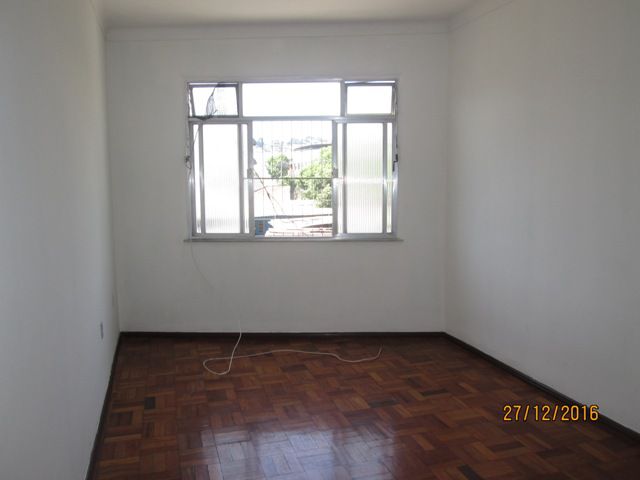 Apartamento com 1 Quarto para Alugar, 50 m² por R$ 900/Mês Estrada do Dendê, 1560 - Moneró, Rio de Janeiro - RJ